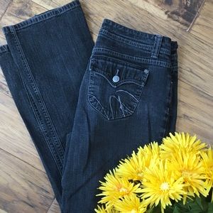 🔟 GV Bootcut Jeans